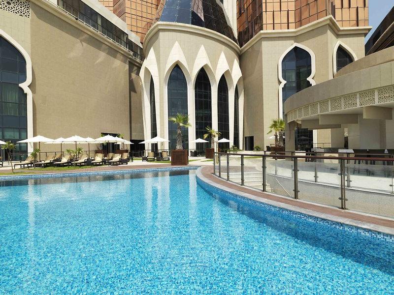 AEC0E7F8B6BC64AC2EE70D8FDDDB0DCE