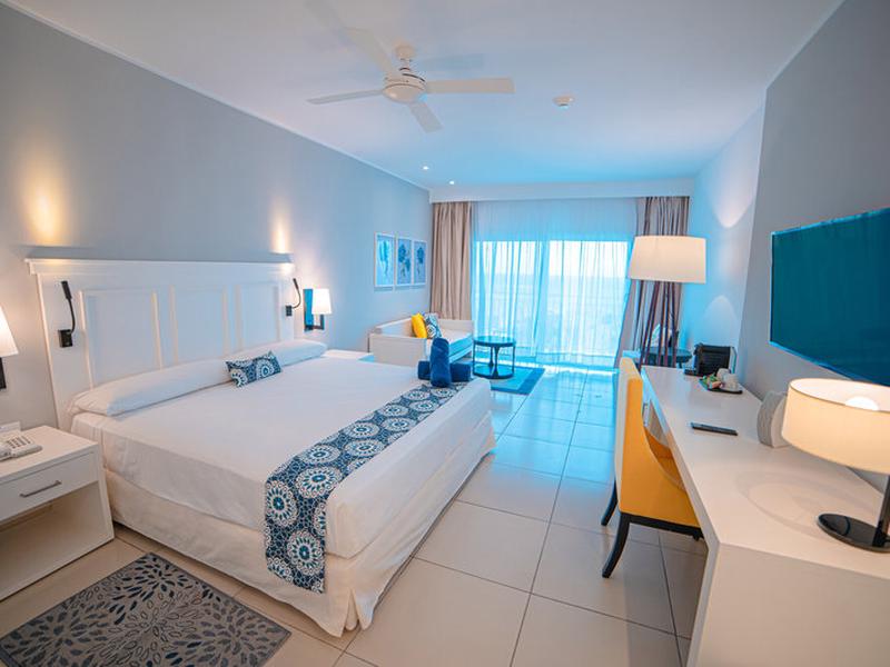 5CFDFC28EA2642C814B630425DF79D30