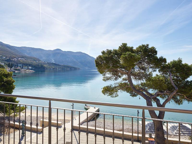 EDD1F84512C2DA9AADFC40DB1ED0DA44