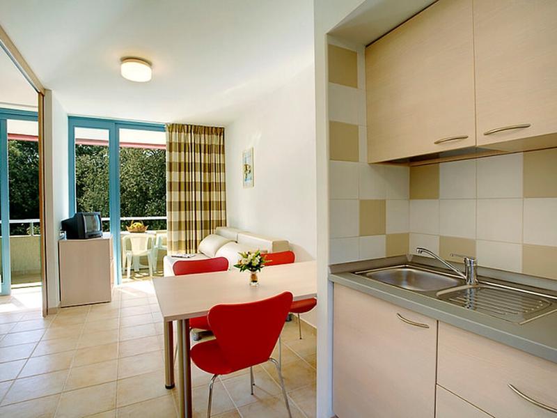 55416ED59A0DB32870ADA3BC68AD3740