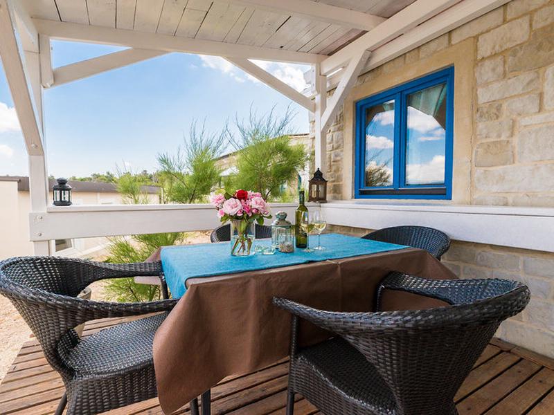 84C18E539D2D921DF78D32D8D4FBC99B