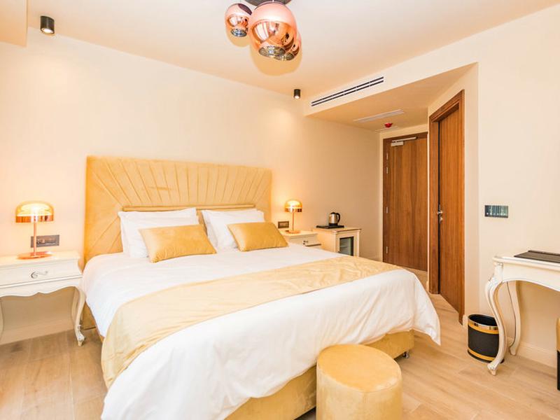 4637E81F541601489AA6AC0E91CA6845