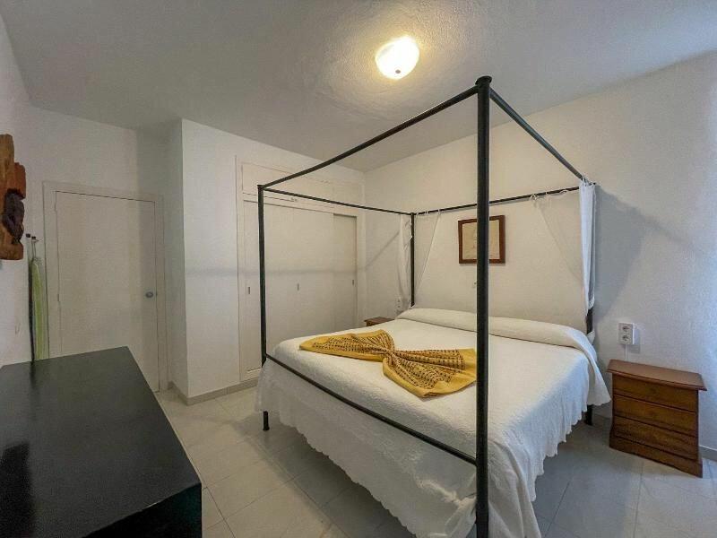 56DEE730A1AB02464C31A8572458414E