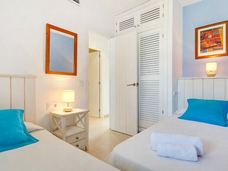 4E6675BCA9BAC4A0C066DBE37C4053F1