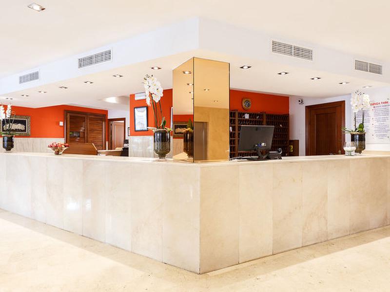 67D1B22A6B00A9730B6D6CF06400D6DE