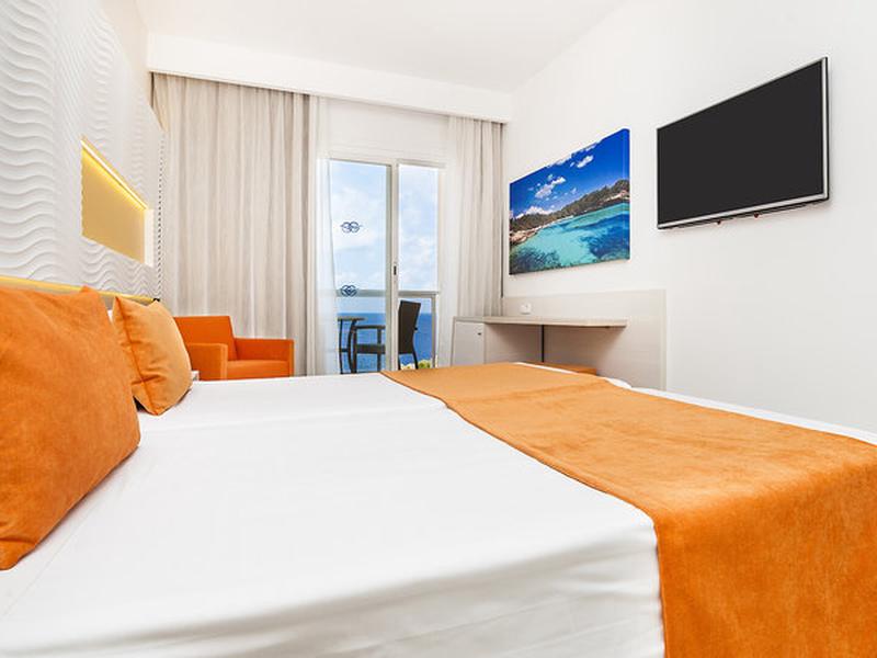 45747FA524B8AE92751236EA8D1AAAD3