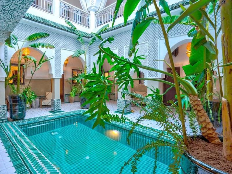 C0F4CB84E45C09A953BB5C5B89B8AA4C