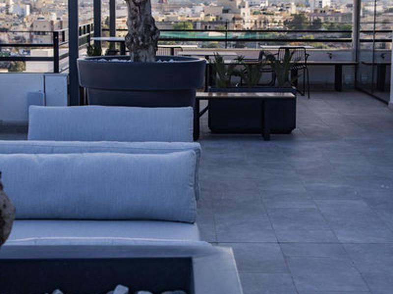 8D0EA02BC0EB7932AFB370AFD9B64392