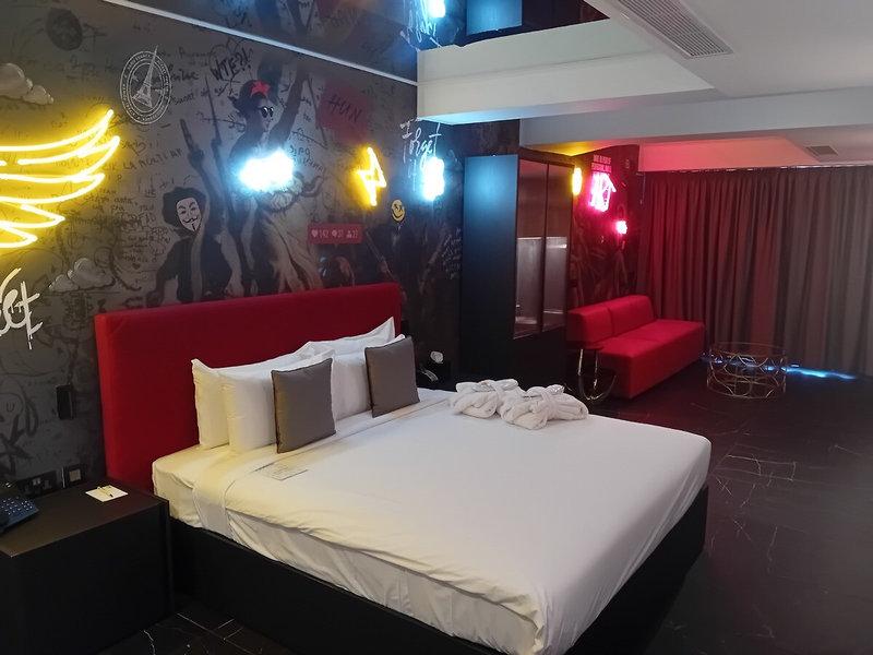 D4C1EB918CAC4DA84B79CA9A83168AB9