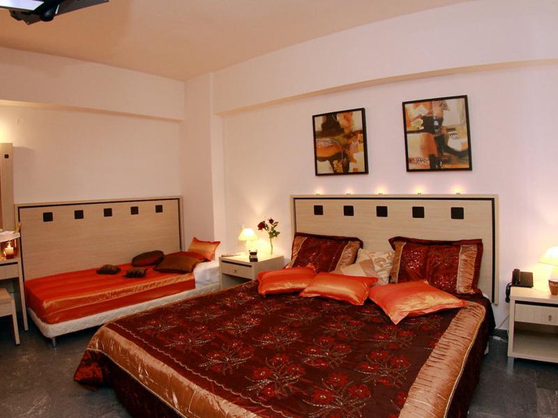 03D0F36DC7E202F2558FFB92FE1C6F16