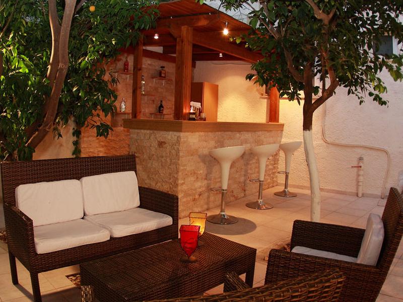 F860EF7AA2B52C85C36871D0F976B630