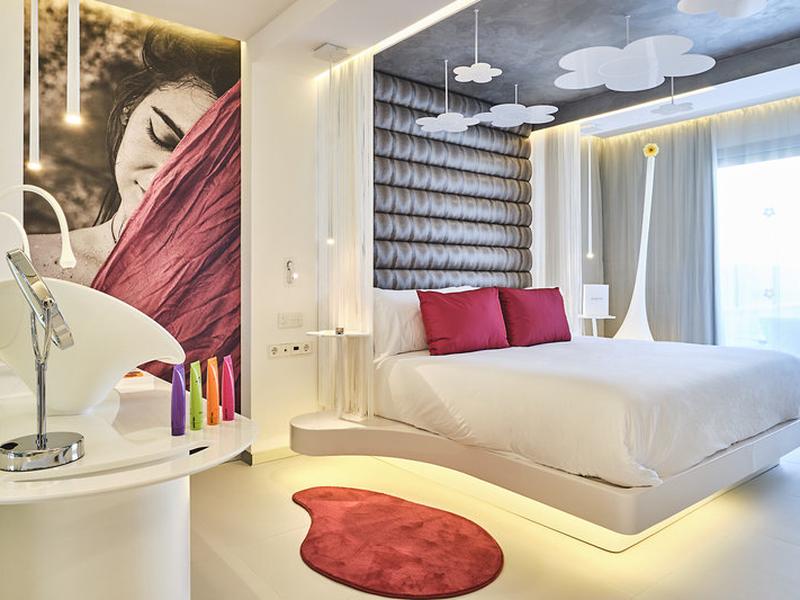 BFF9493EE707EBA7061D46BA7A7D74E3