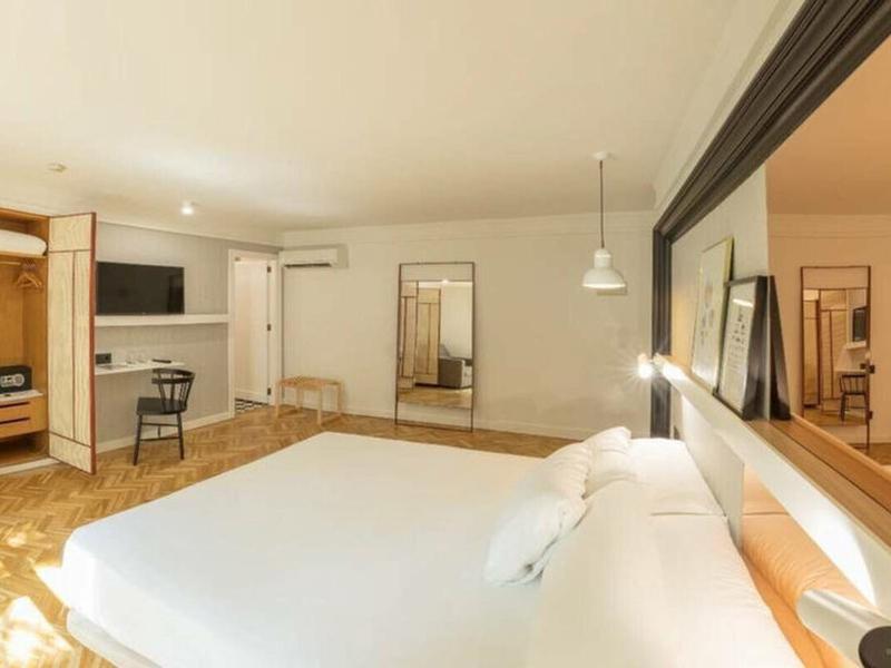 34B3553161131938BA90CA431D985672