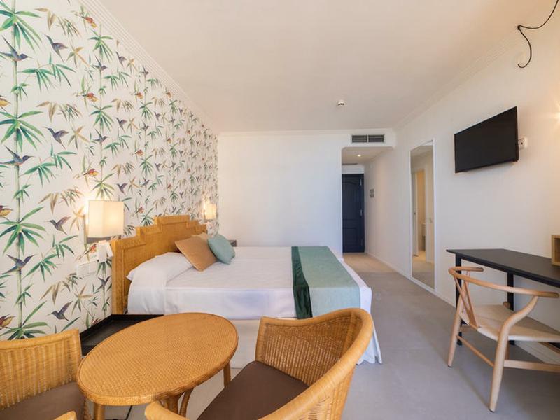 956342E9BFB1C35F5A99EAC0E9D3FB3E