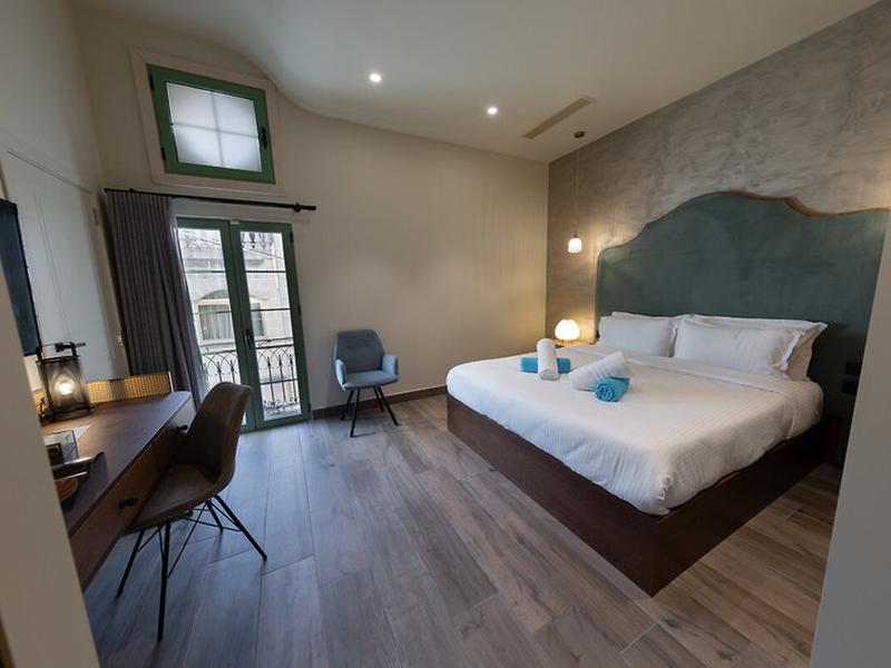 D1E562BCD02F87AA29D0515735969A6E