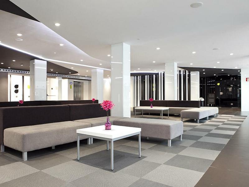 39CE7A30352276405CB23C7E698F4DDD