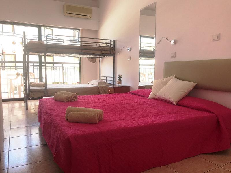 C71E4BC7C727AE4F3F2AE0DE6192A27E