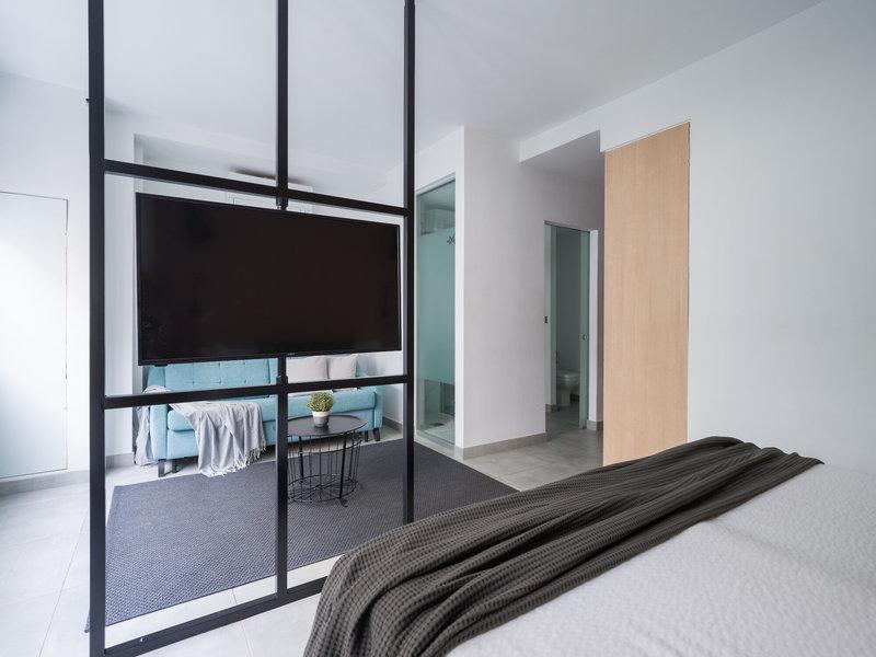 9AEE06CF78327A19E2A9FAC4E817285B