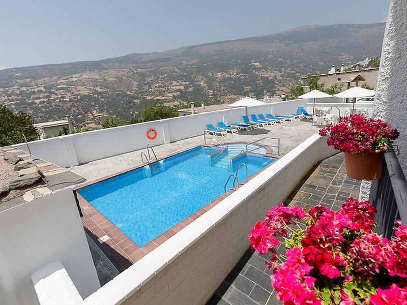 55359F4C9ADD2241BC3C6E9718D811BD