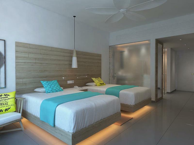 90ABCEF90B4418CCFC44A2B7AD70BC81