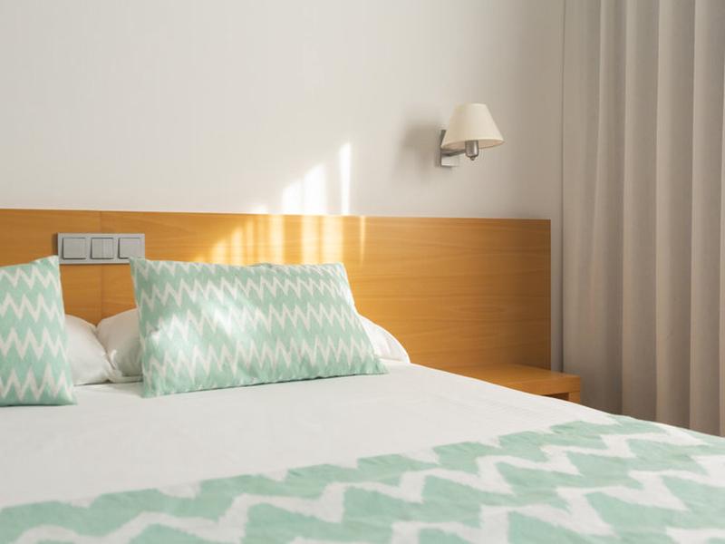 6D2B67A8A183A4596E5DB98BACE1CA53