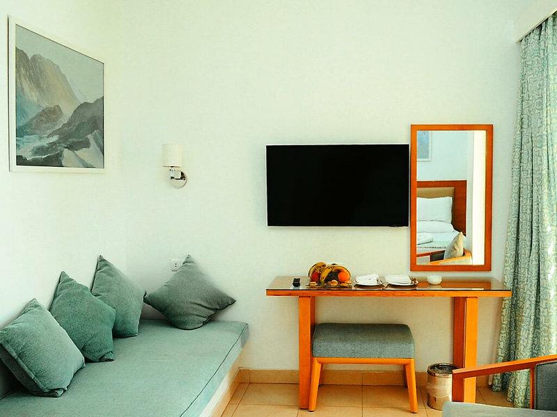 FD368C7599DDC6FE7748C9BBEC7D1C25