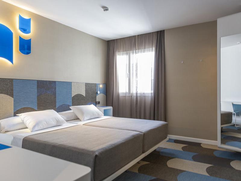 197510132C6A1606FF1695221EBEAEEE