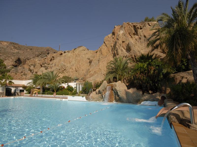 3F400824351A853943626DCA484C458C