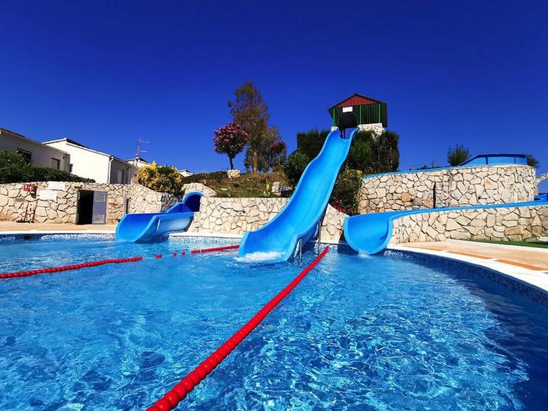 271AAD4DC0EAA1BE5BE2995470133C81