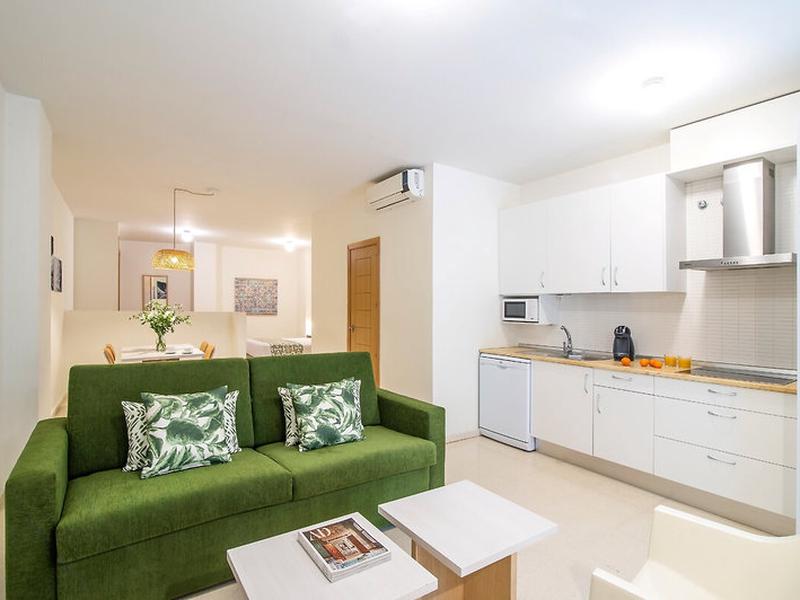 966425A6A63DF9C2EB5958E7967F4DB3