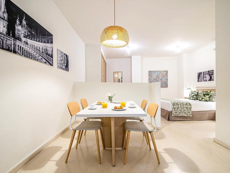 8829A8E89355EA3E0FA7D920D8222299