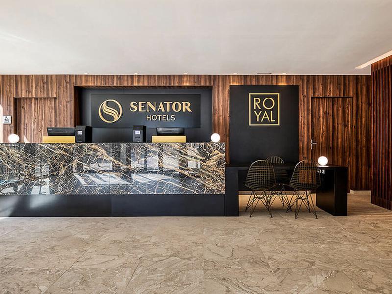 4827EFB42CCD3647DD1D6E43E5860D21