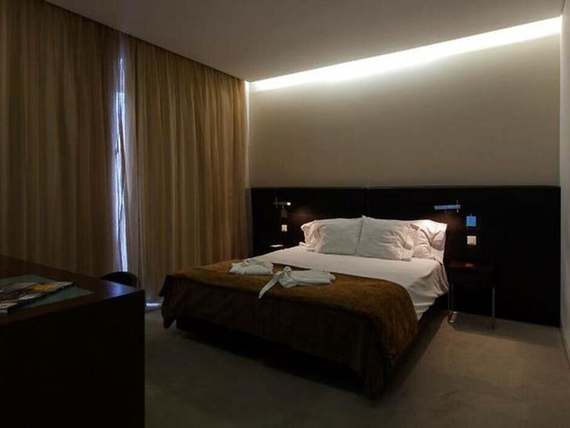 B3587C917FE40EA3AA77B48340091F97