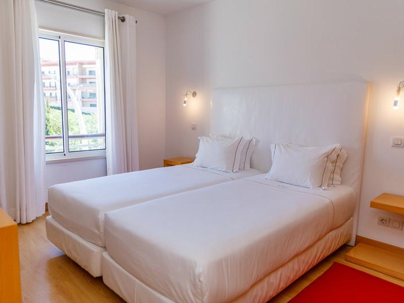 72A4B1FC6F7FC7CAD97898C3A01B18DA