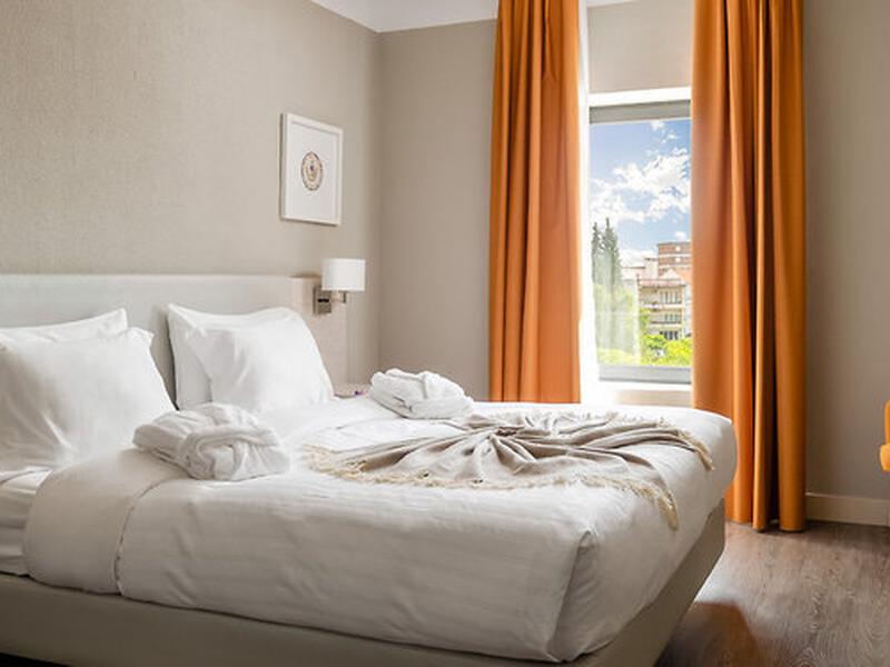 9FBEE17FBB2CB3AD6D84DE1AE33BB8C4