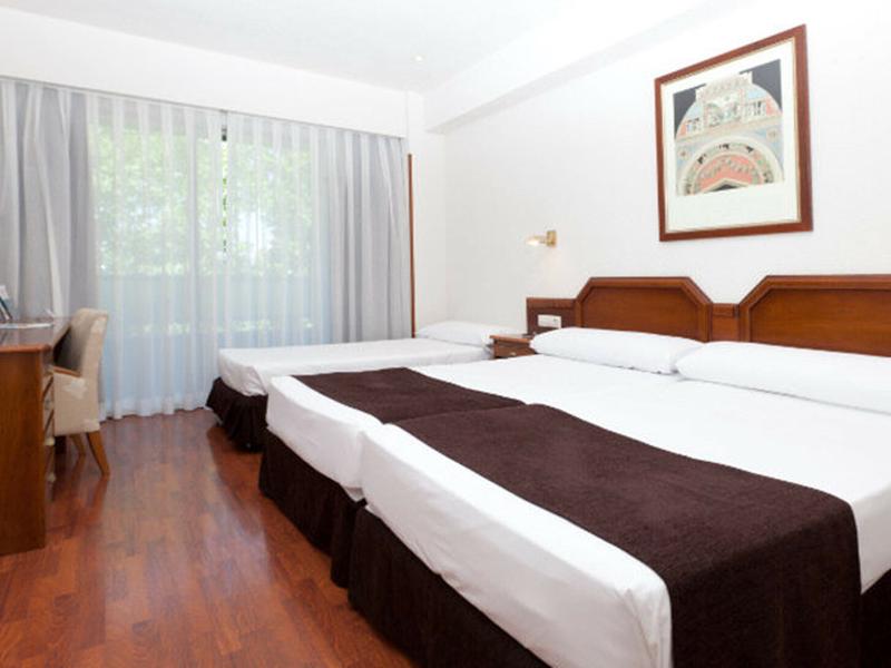 8515994537CA7807CC100F9F5E053E60