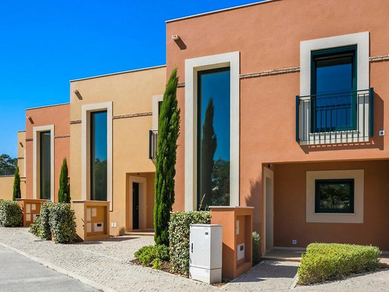 64F5B3084D48EE93BD1C1246CFFE66BA