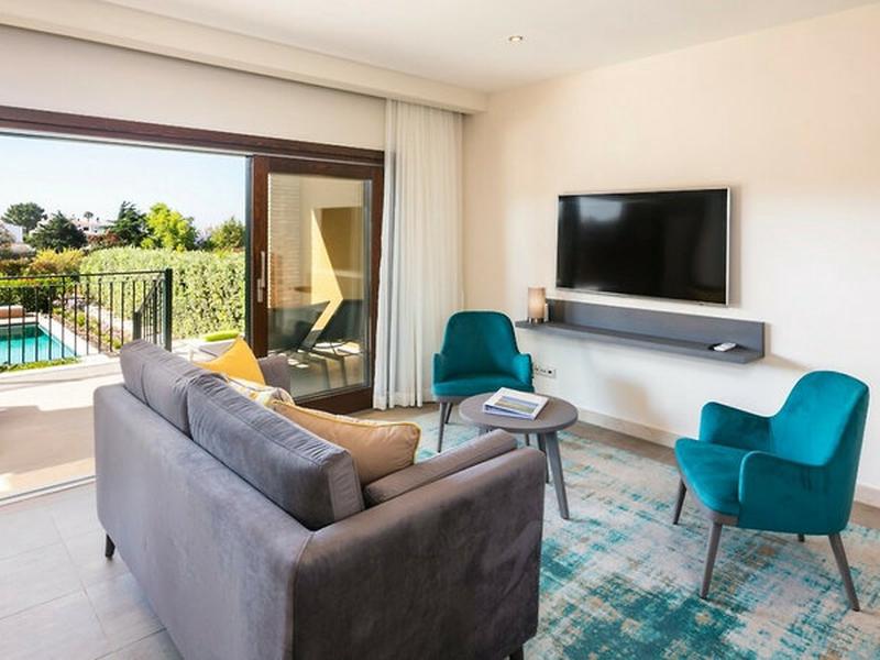 2B3EA50B8A8C877B43D47AE09E13475F