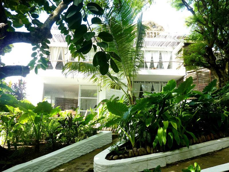 E19B99F4140BA6BB58BBC0D02C05D5C2