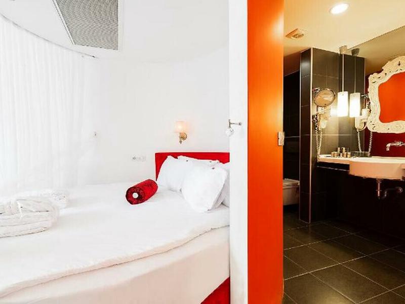 D2685FC3B0A16C170DD6CC76355D6E5B