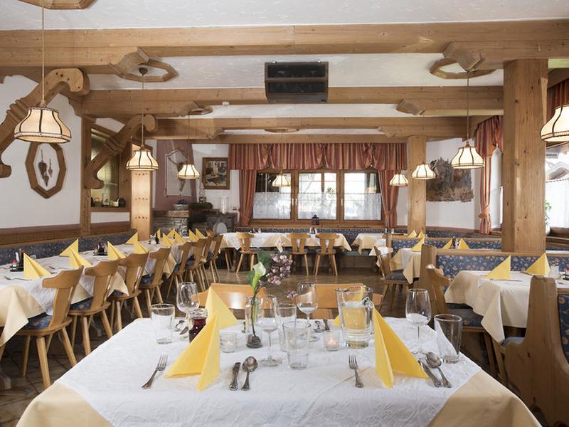 44F915C5F17ED3067CAC62D3D0D2923C