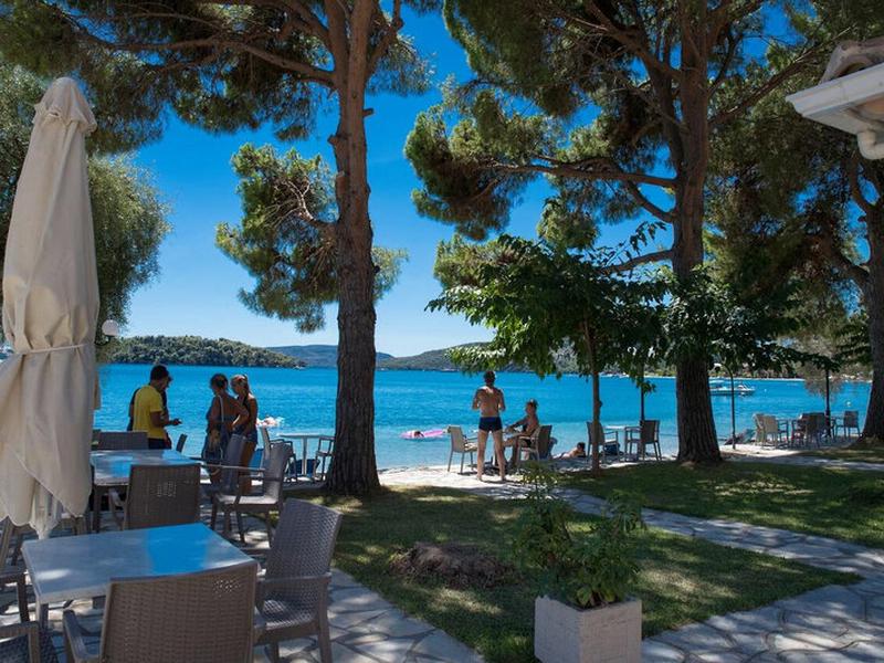 EECB7412BAD6C94FA1E2E0C2D101FBEA