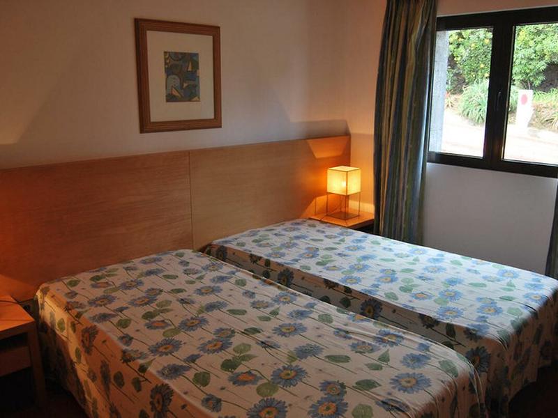 D6B148967A863C4B75D98D9DFA39F573