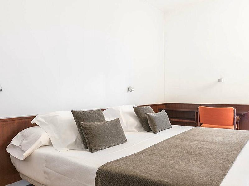 CB9490E802252F9F900FEB8C76E9A08E