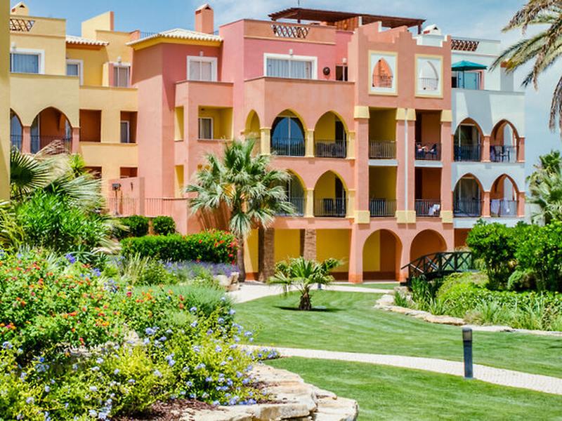 0866D2E136C8369D01A495AEACDDD68E