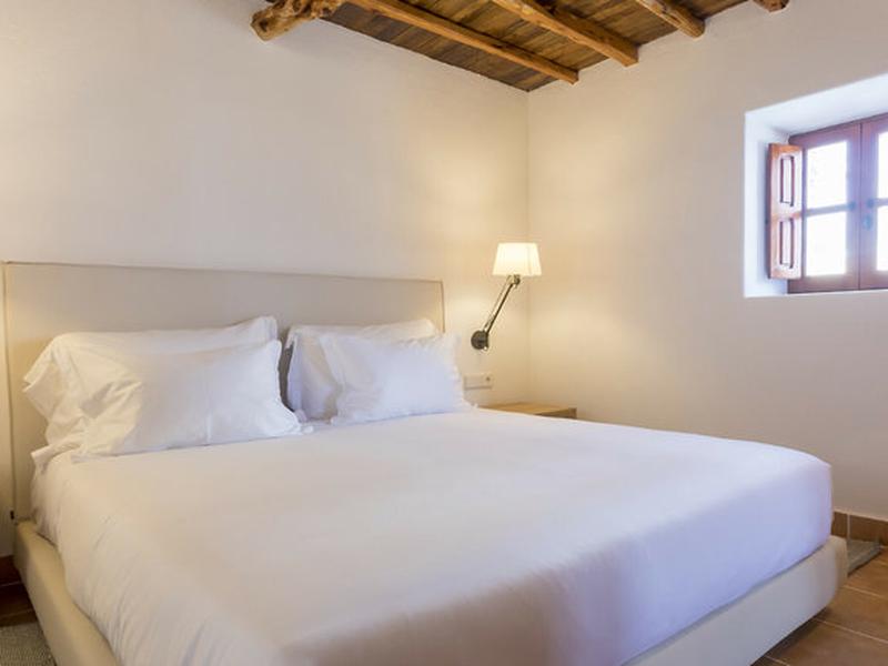 0B68C09F8F8D976EFA8D9F551E79F261