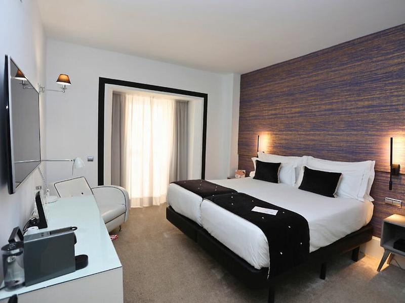 8D4E61B86FCA846EDC413DE18DF6FDF9