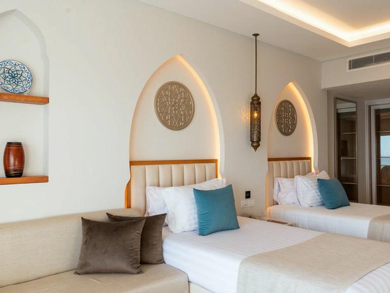 21E138B6066B55E40C30FB1CE9600752