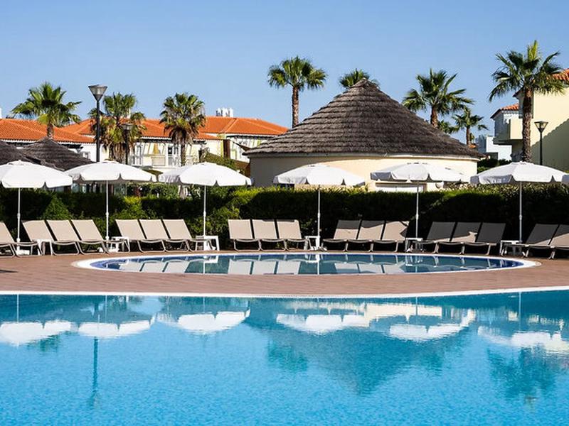 FAD39E4ACF0043BB27644A18F0128554