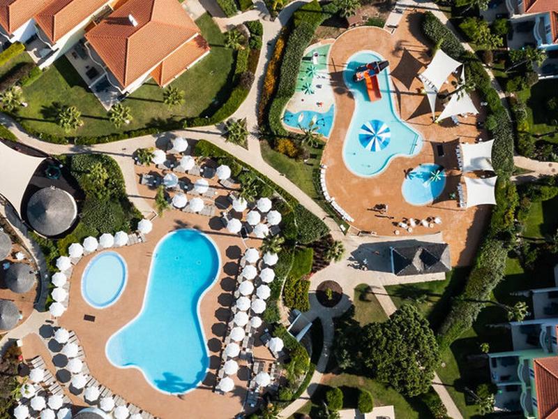 BBF35E7FB05DD2D4F8C1A649915D7183